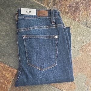 Judy Blue Mid Rise Dark Blue Jeans